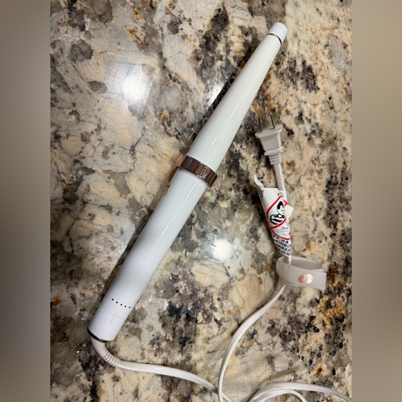 T3 Single Pass Wave styling wand - Picture 3 of 8